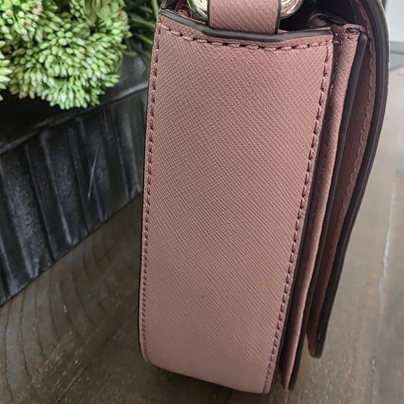 Kate Spade Laurel Way Large Carsen Crossbody In Dusty Peony Saffiano Leather - Picture 2 of 9